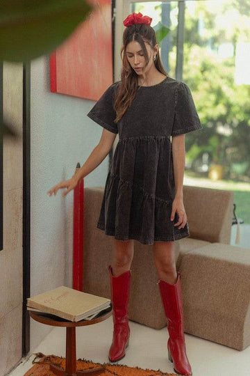 Annie Wear Mineral Washed Round Neck Short Sleeve Denim Dress - Hovatok