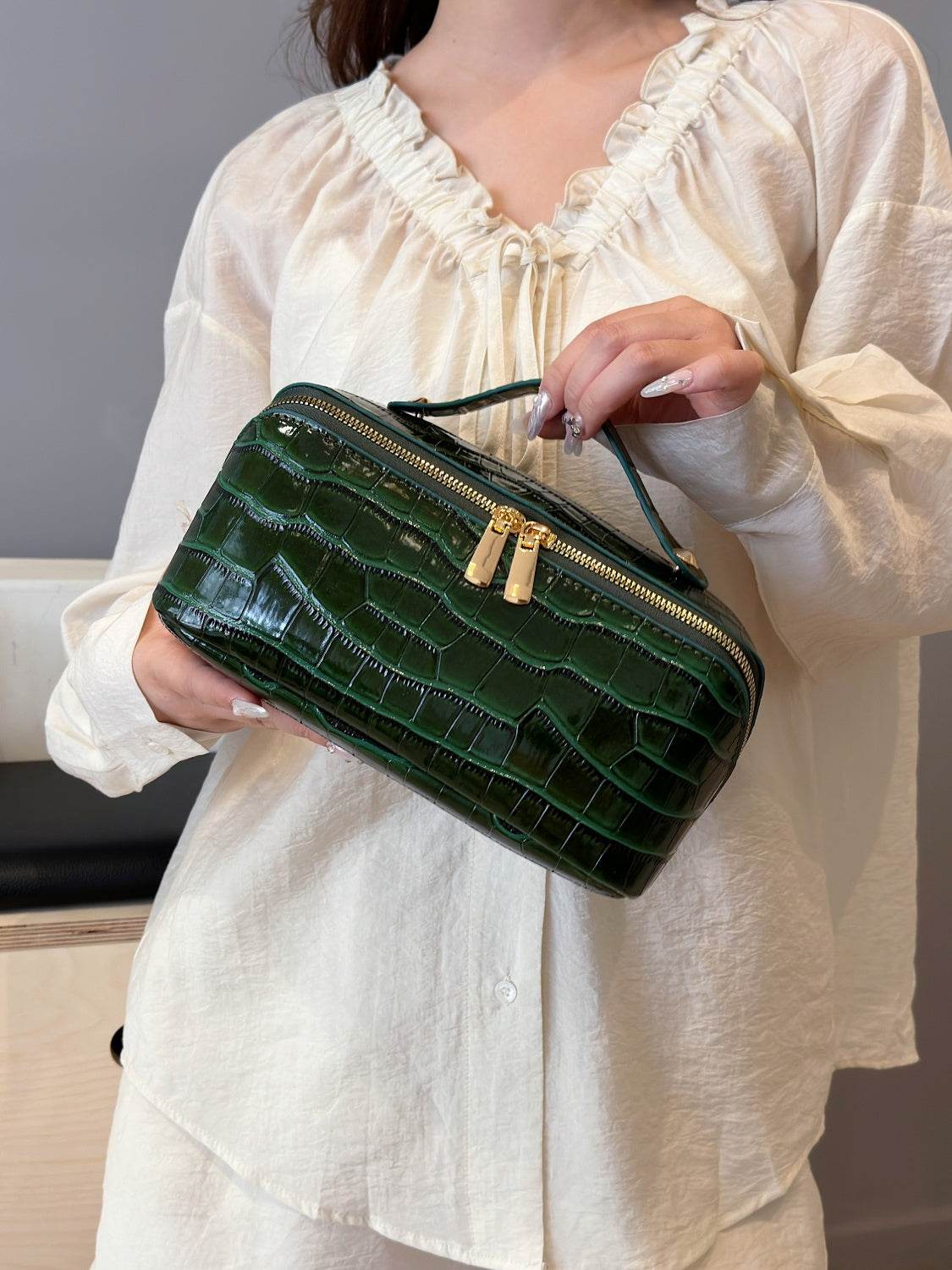 PU Leather Solid Color Wristlet - Hovatok