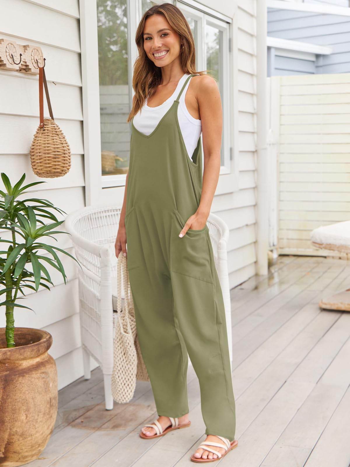 V-Neck Spaghetti Strap Jumpsuit - Hovatok