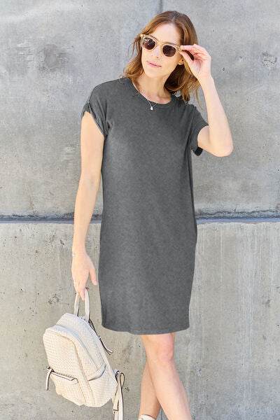 Basic Bae Full Size Round Neck Short Sleeve Dress with Pockets - Hovatok