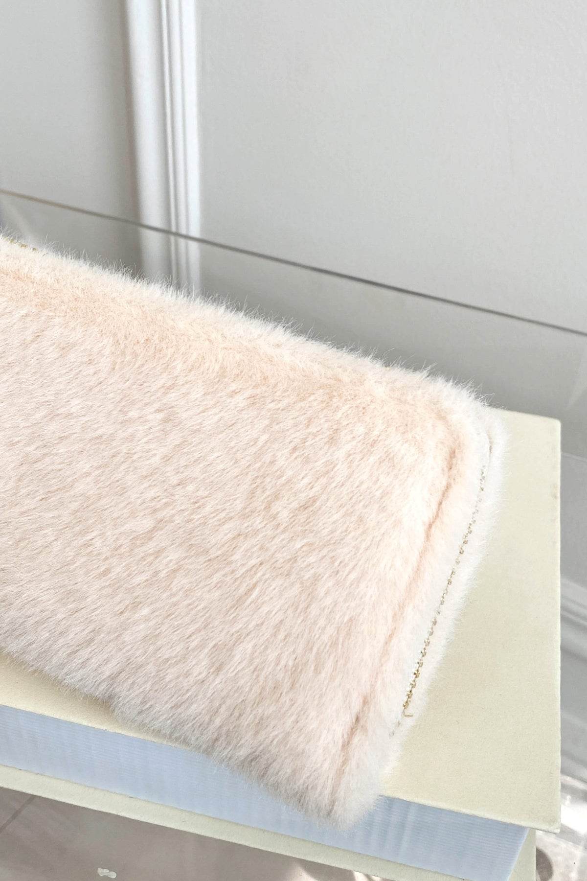 Solid Color Fluff Rectangle Wallet - Hovatok