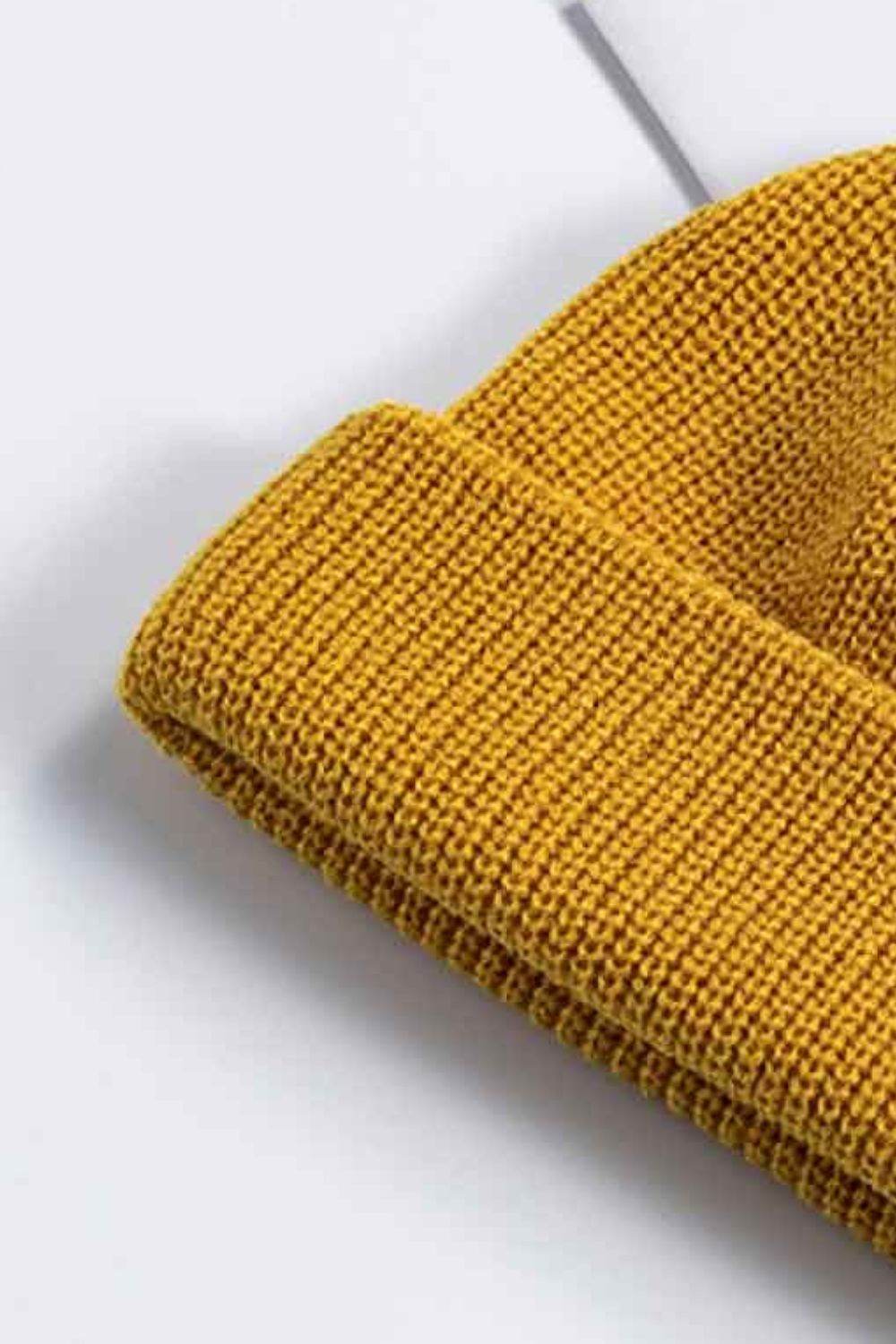Cozy Rib-Knit Cuff Beanie - Hovatok
