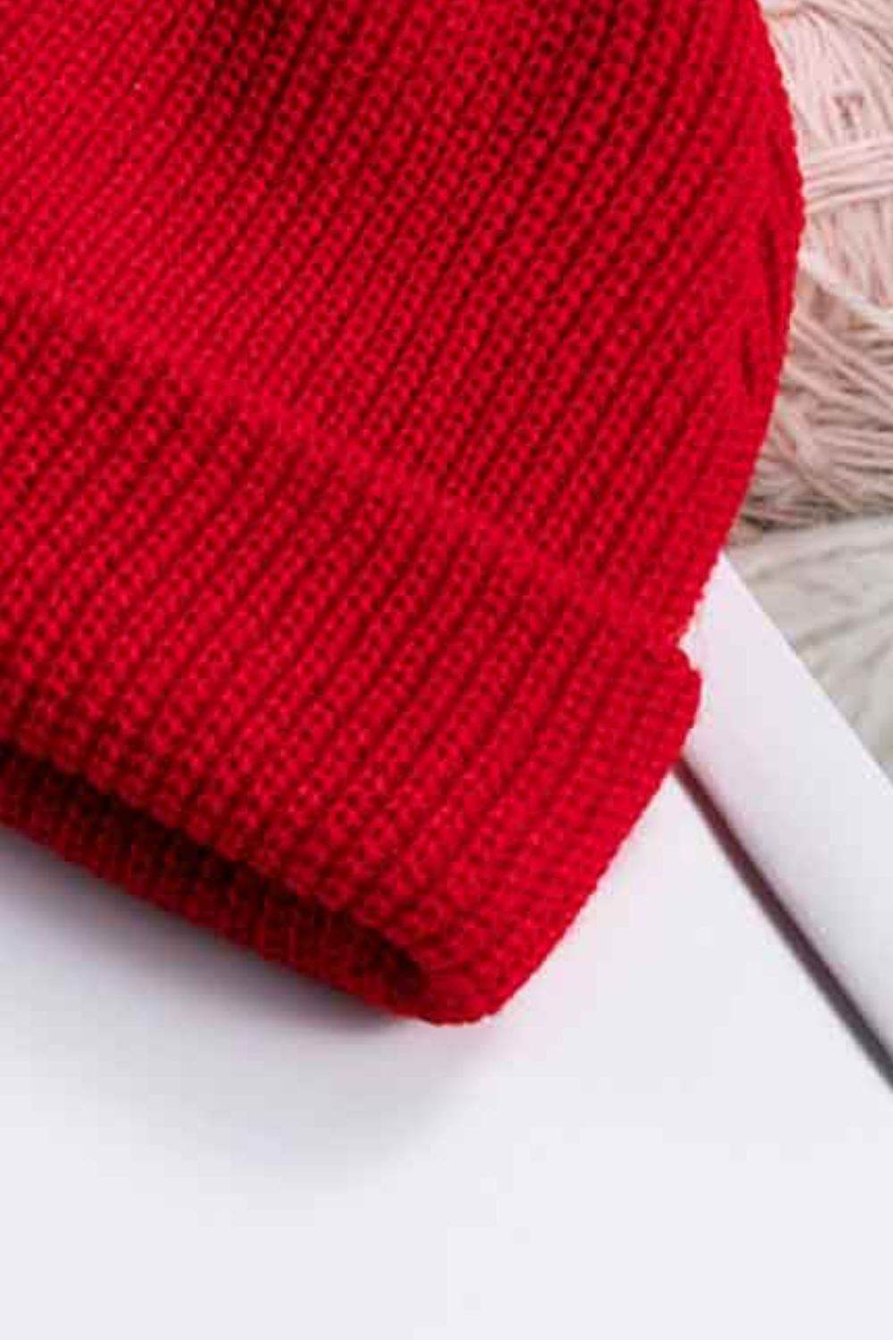 Cozy Rib-Knit Cuff Beanie - Hovatok