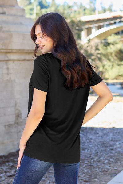Basic Bae Bamboo Full Size V-Neck Short Sleeve T-Shirt - Hovatok
