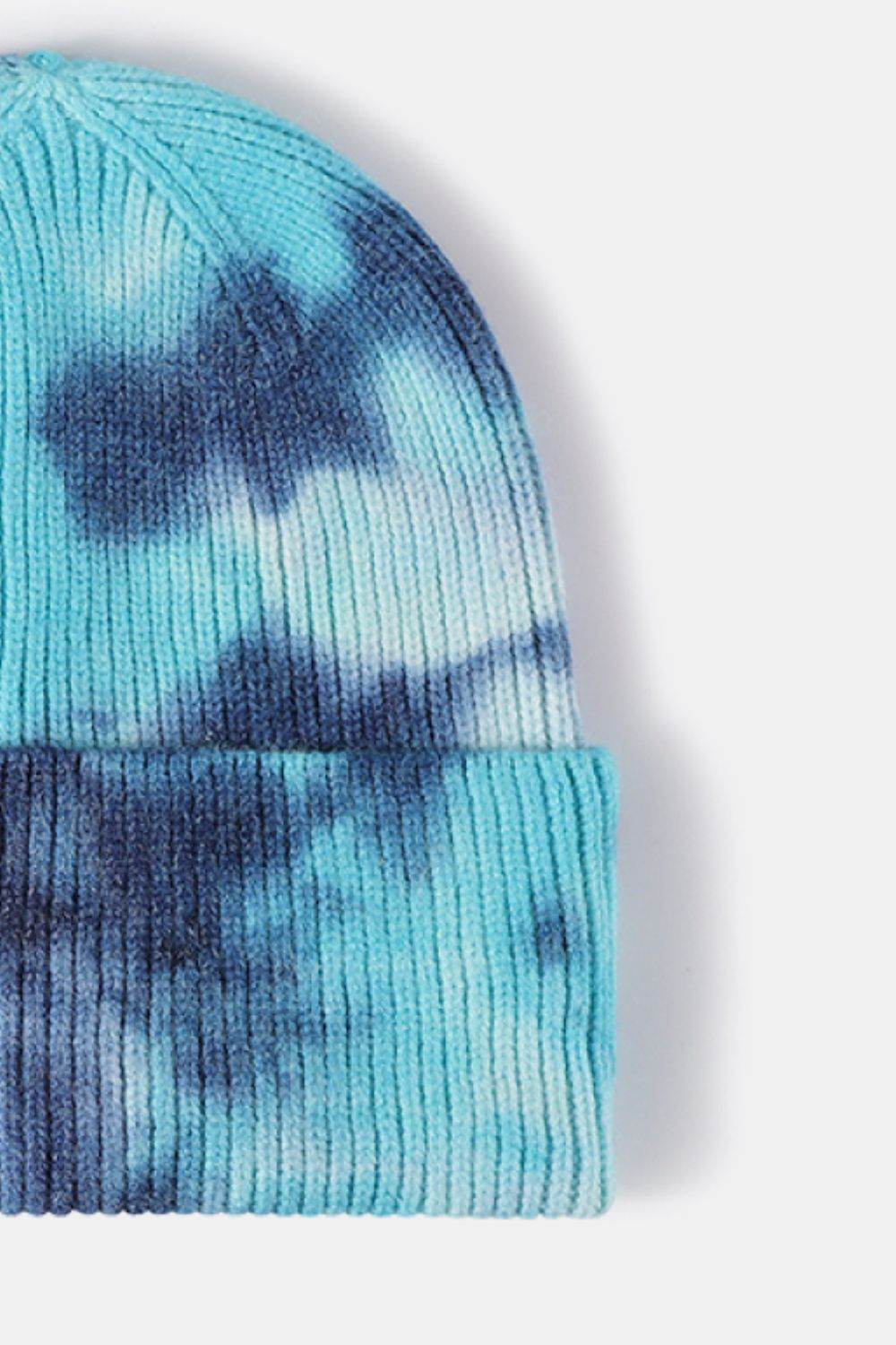 Tie-Dye Cuffed Rib-Knit Beanie Hat - Hovatok