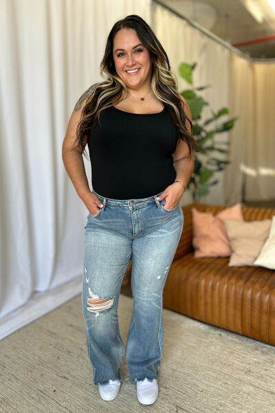 Judy Blue Full Size Medium Rise Tummy Control Destroy Flare - Hovatok