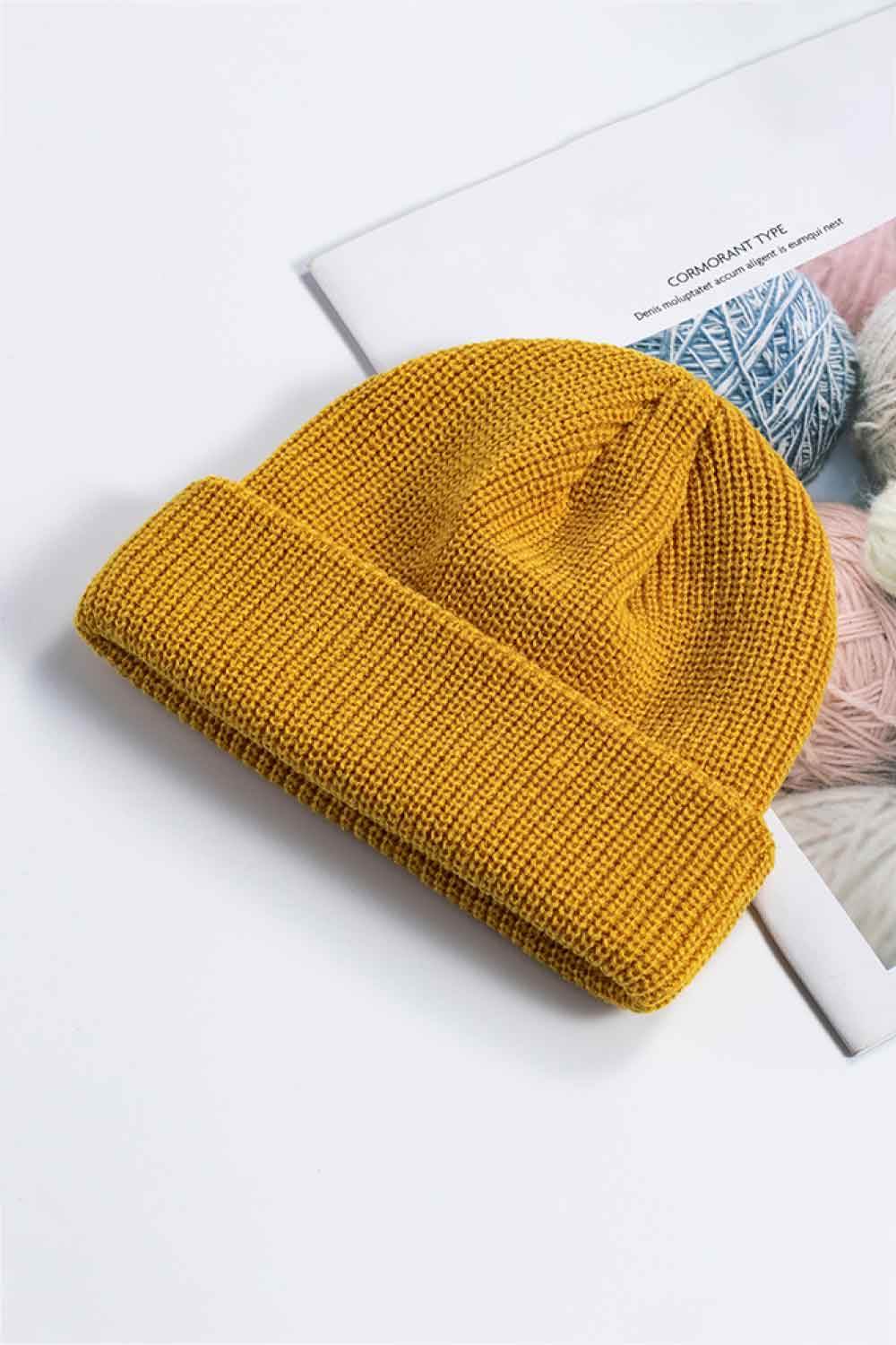 Cozy Rib-Knit Cuff Beanie - Hovatok