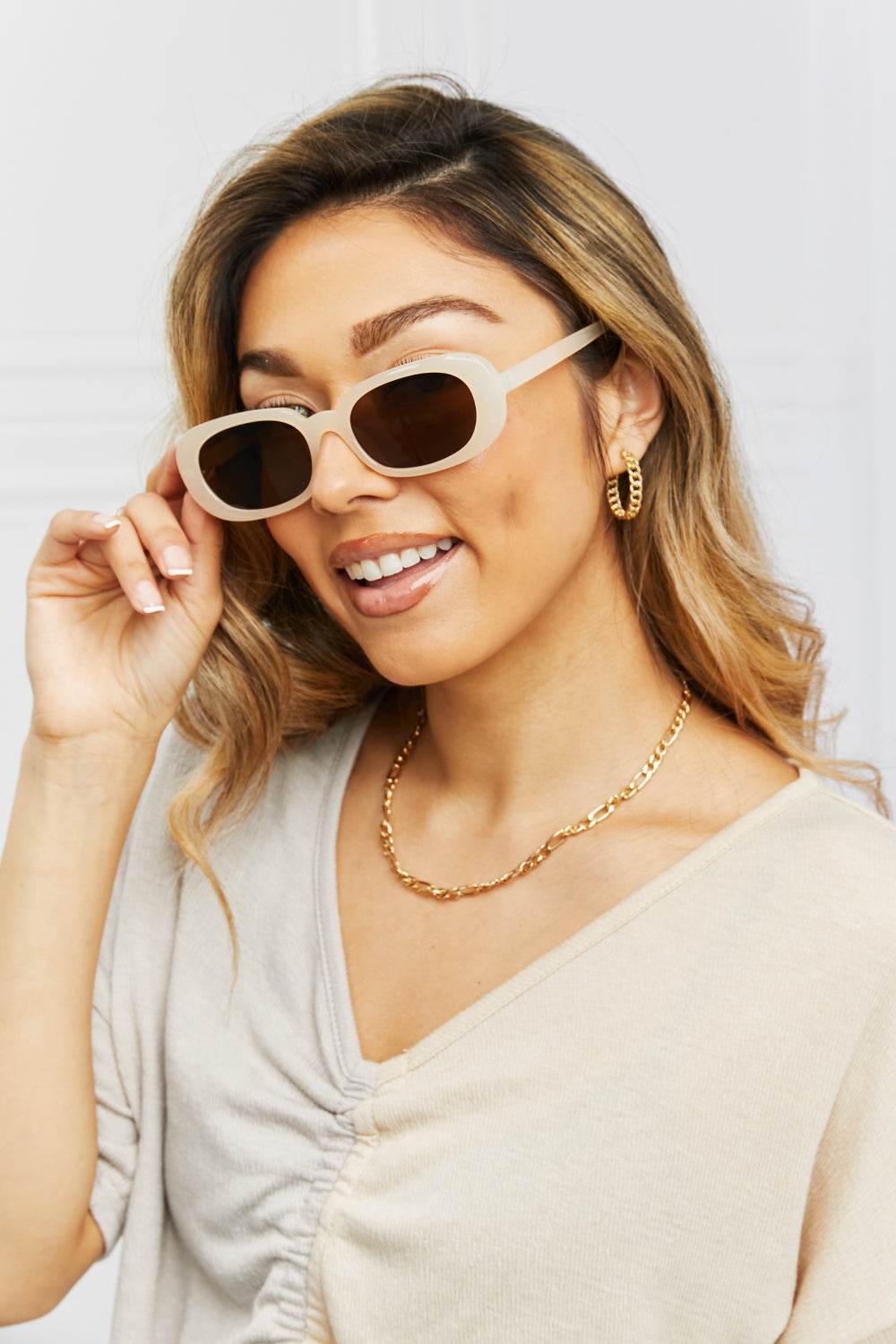 Oval Full Rim Sunglasses - Hovatok