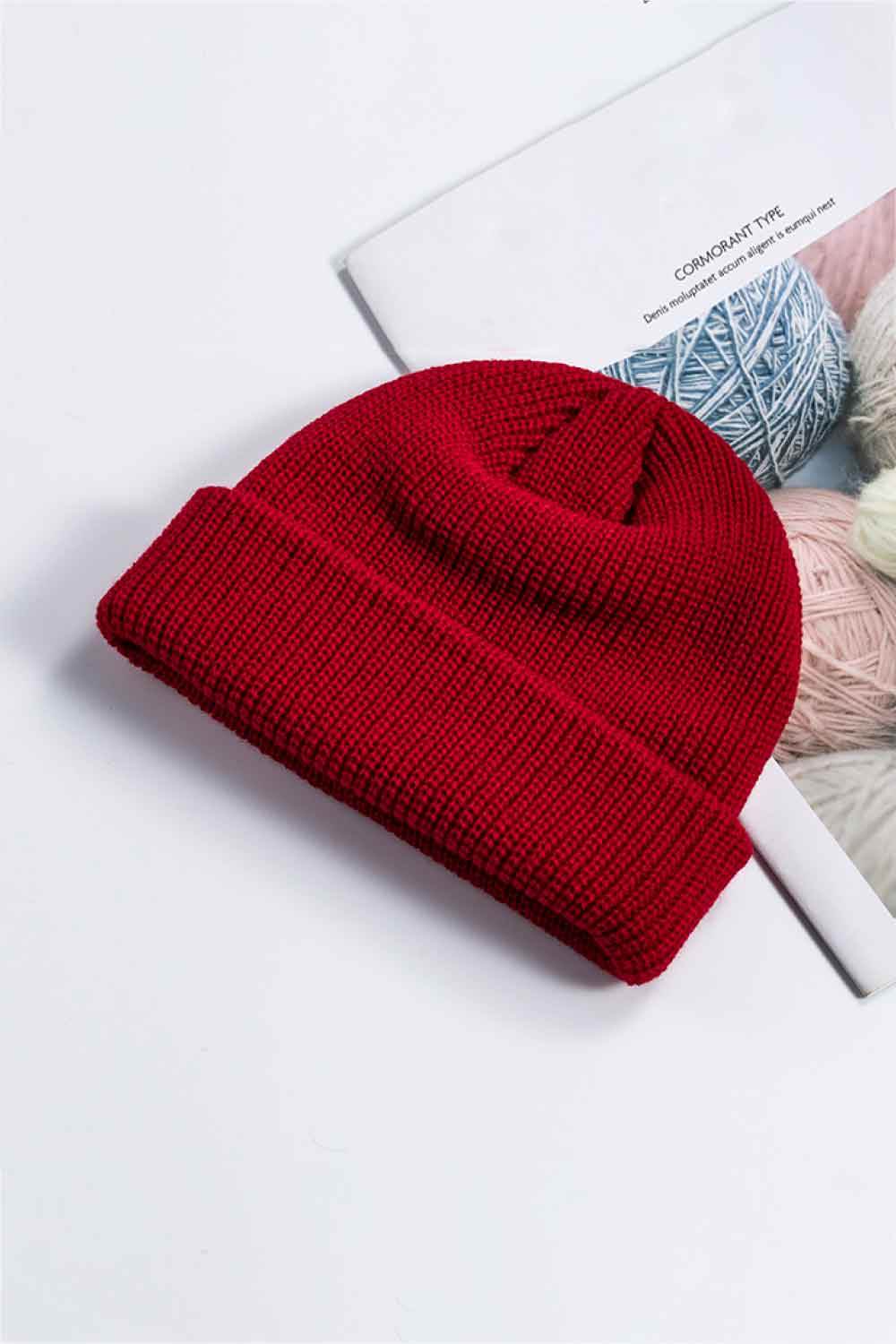 Cozy Rib-Knit Cuff Beanie - Hovatok