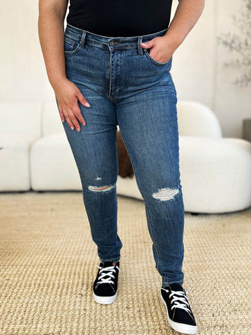 Judy Blue Full Size Mid Waist Distressed Slim Jeans - Hovatok