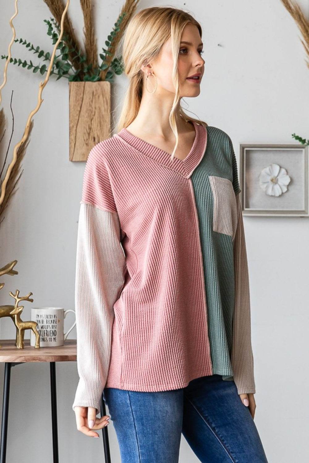 Heimish Color Block Exposed Seam Ribbed T-Shirt - Hovatok