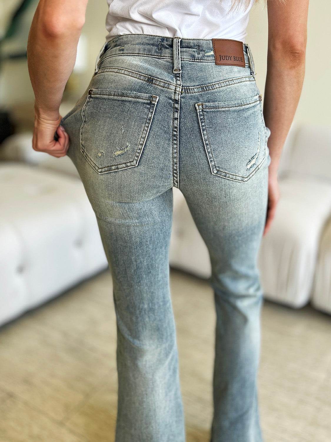 Judy Blue Full Size Mid Rise Flare Jeans - Hovatok