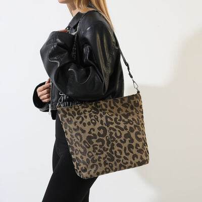 Adjustable Strap Medium Shoulder Bag - Hovatok