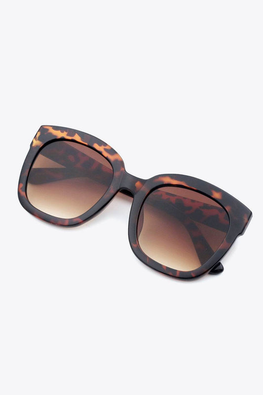 Polycarbonate Frame Square Sunglasses - Hovatok