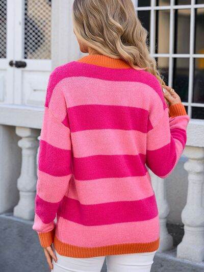 Angel Wings Contrast Striped Round Neck Sweater - Hovatok