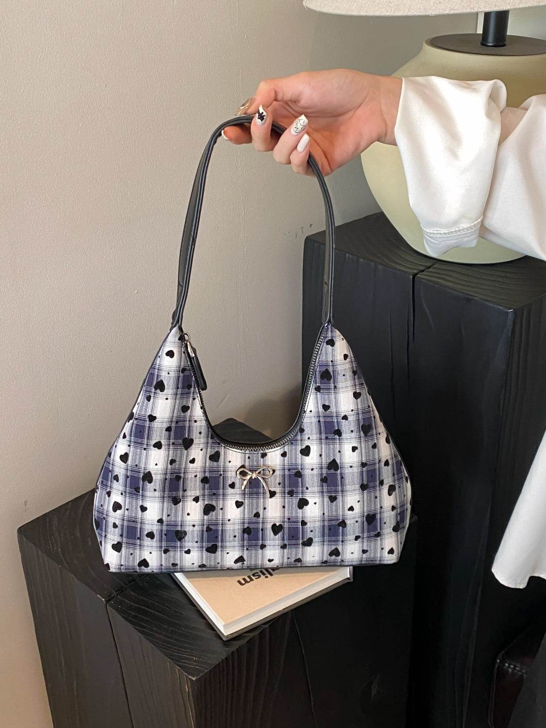 Bow Moon Shape Shoulder Bag - Hovatok