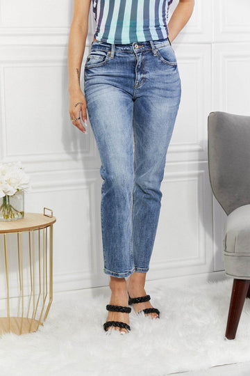 Kancan Full Size Amara High Rise Slim Straight Jeans - Hovatok