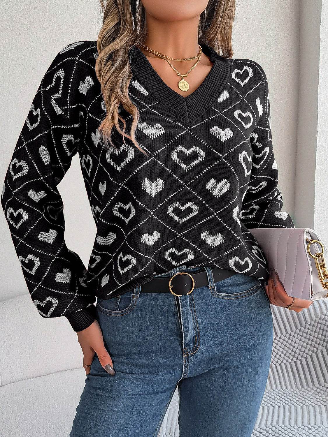 Heart Pattern V-Neck Long Sleeve Sweater - Hovatok