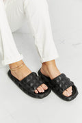 Legend Let's Chill 3D Stud Slide Sandal - Hovatok