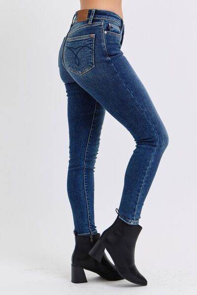 Judy Blue Full Size Run Mid-Rise Waist Skinny Jeans with Thermal Lining - Hovatok
