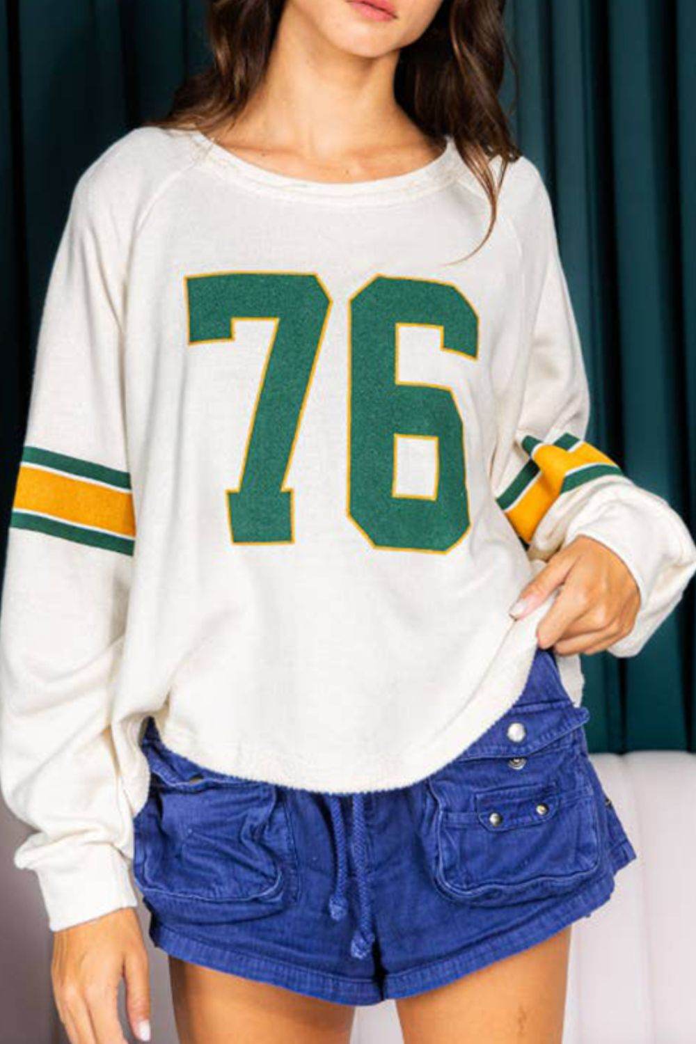 Number 76 Round Neck Long Sleeve Top - Hovatok