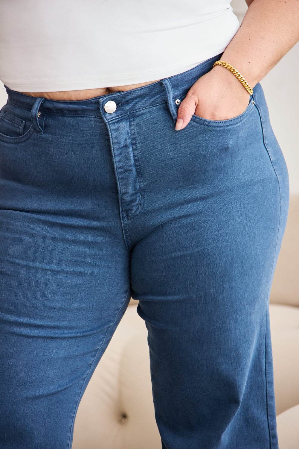 RFM Crop Chloe Full Size Tummy Control High Waist Raw Hem Jeans - Hovatok
