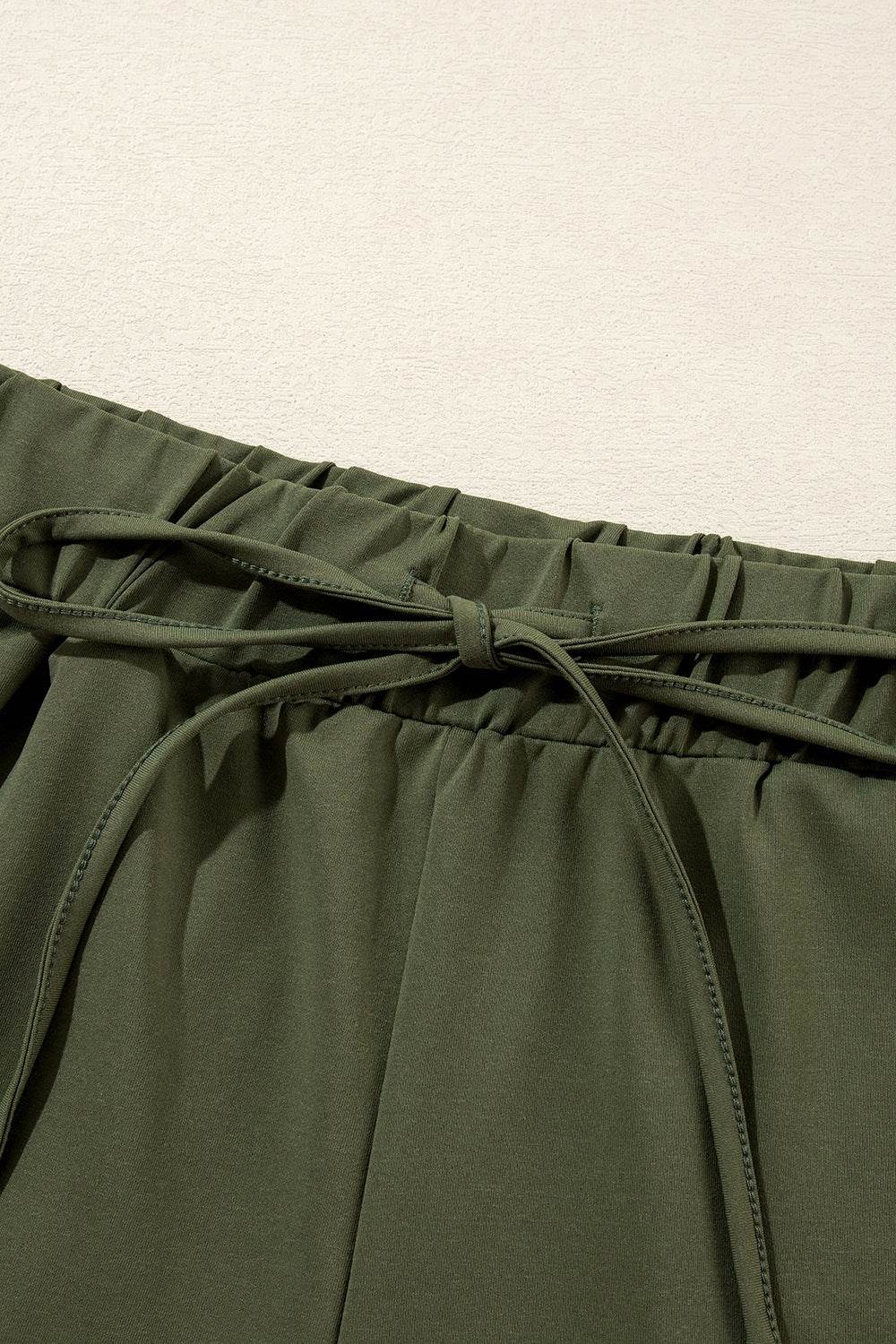 Contrast Trim Tee and Shorts Set - Hovatok