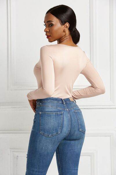 Half Zip Scoop Neck Long Sleeve Bodysuit - Hovatok