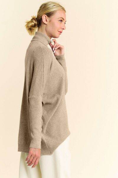 Davi & Dani Turtleneck Long Sleeve Knit Top - Hovatok