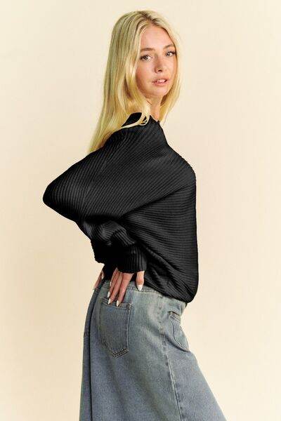 Davi & Dani Round Neck Batwing Sleeve Sweater - Hovatok