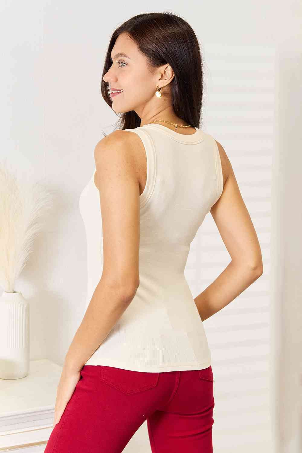 Basic Bae Full Size Round Neck Tank - Hovatok