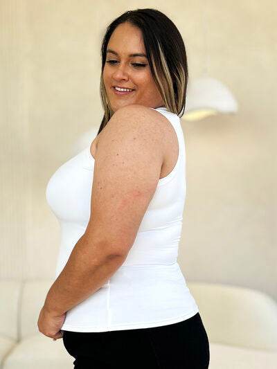 Basic Bae Full Size Round Neck Slim Tank - Hovatok