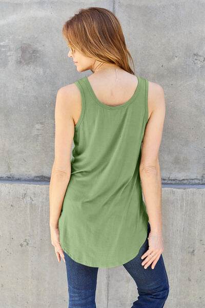 Basic Bae Bamboo Full Size Round Neck Tank - Hovatok