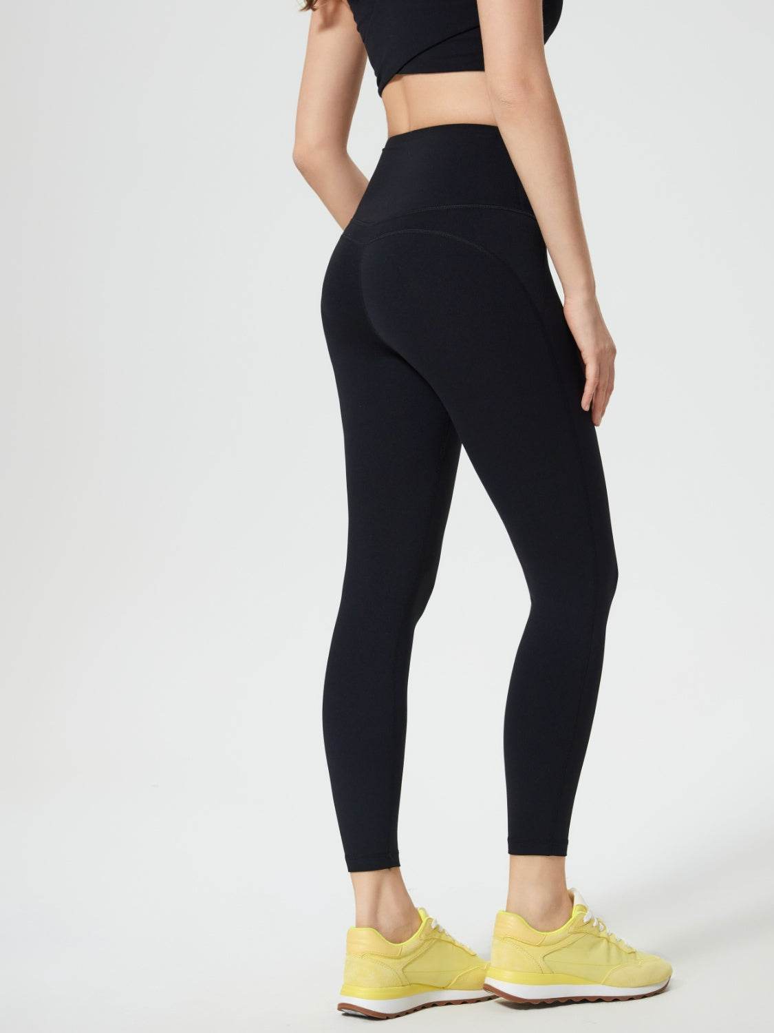 Millennia Wide Waistband Active Leggings - Hovatok