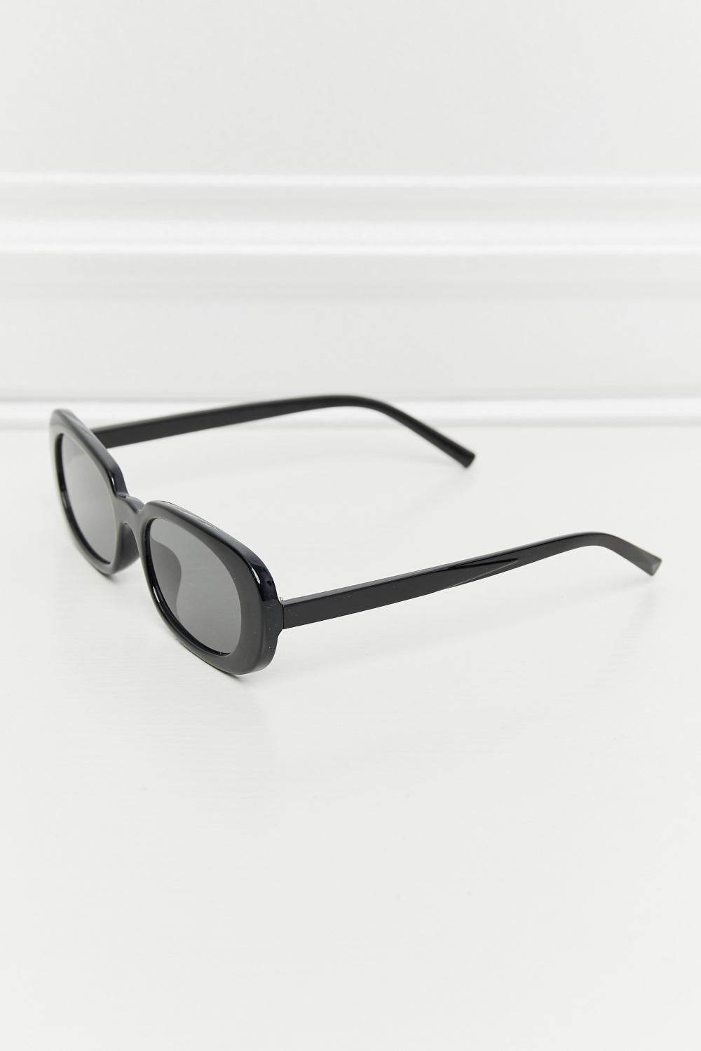 Oval Full Rim Sunglasses - Hovatok