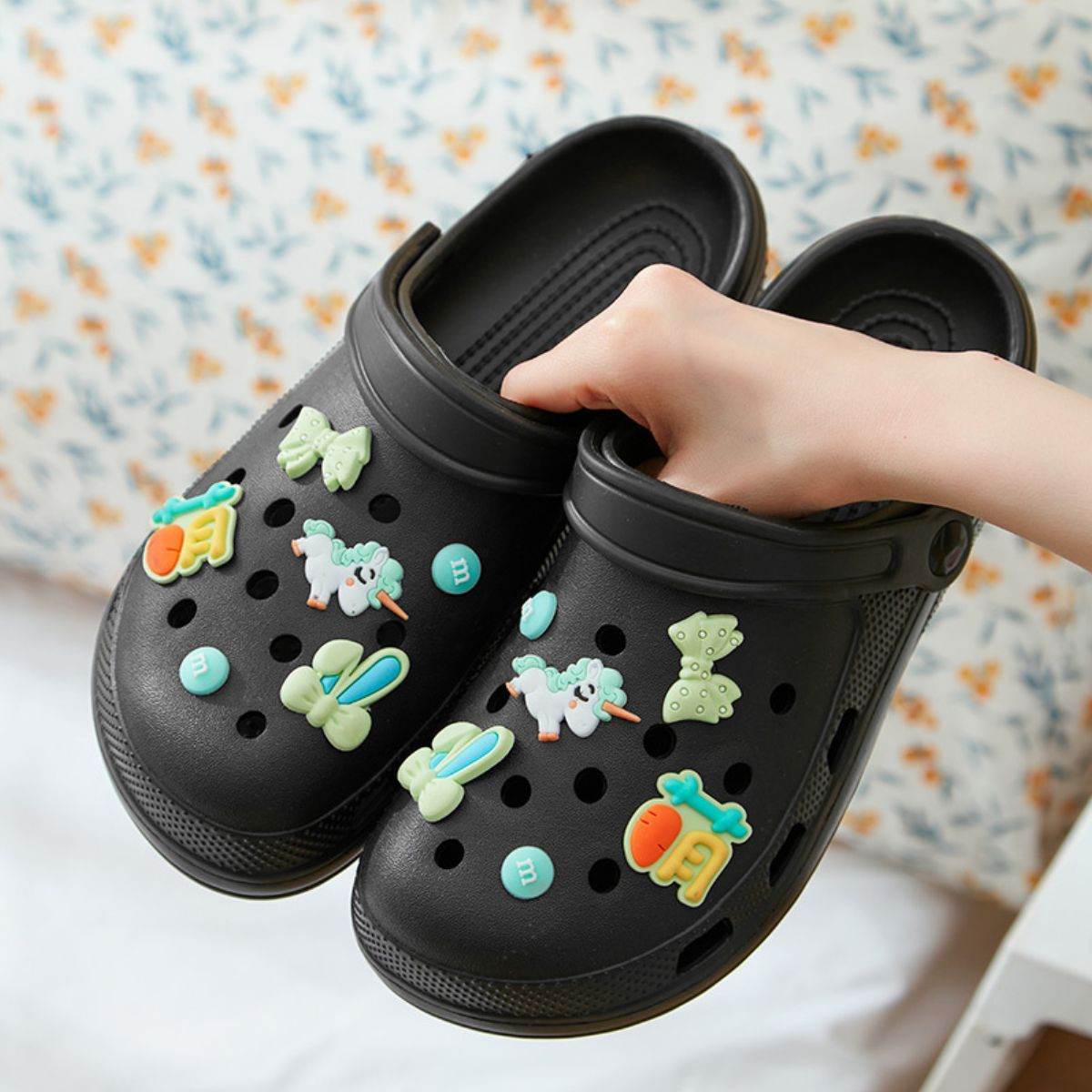 Platform Slip-On Clogs - Hovatok
