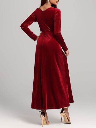 Square Neck Long Sleeve Velvet Dress - Hovatok