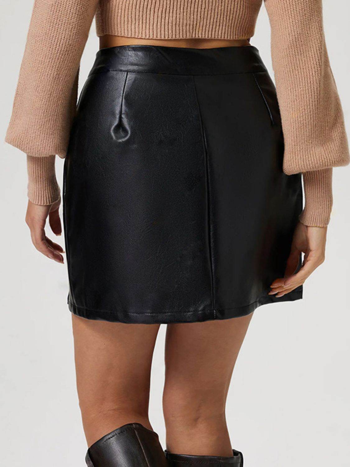 Buttoned High Rise Mini Skirt - Hovatok