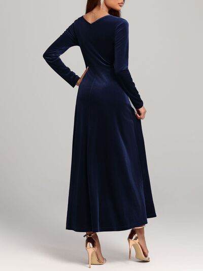 Square Neck Long Sleeve Velvet Dress - Hovatok