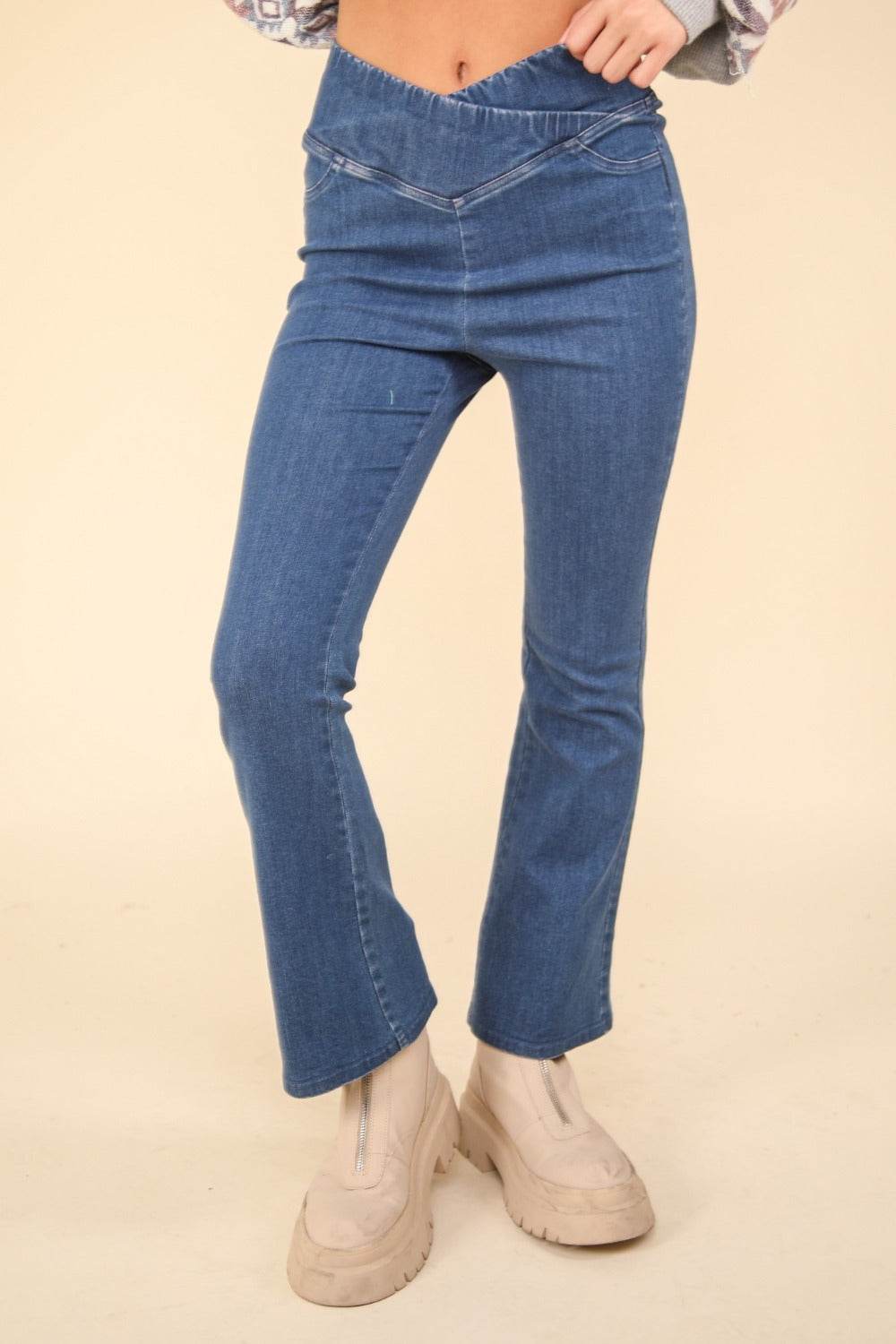 VERY J Washed Denim Stretchy Crossover Waist Leggings - Hovatok