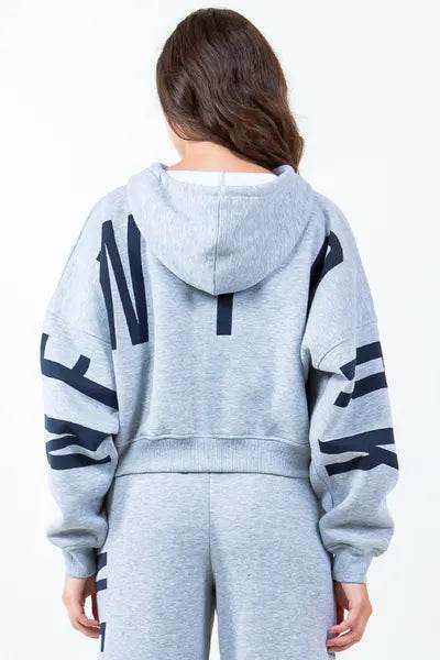 American Bazi Letter Graphic Long Sleeve Drawstring Cropped Hoodie - Hovatok