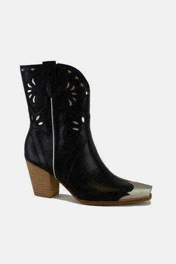 Beast Fashion Cut-Out Floral Embroidery Boots - Hovatok