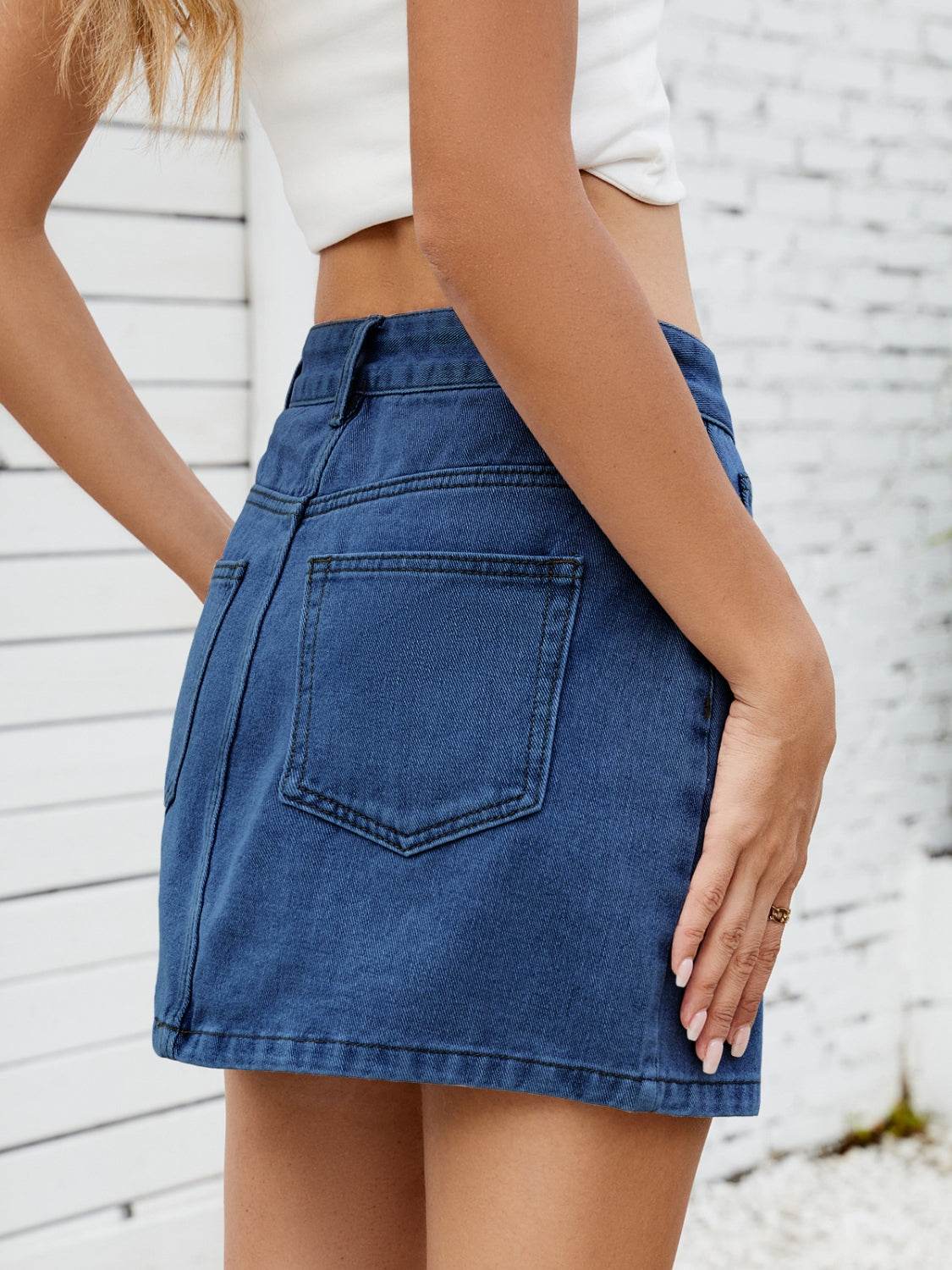 Solid Mini Denim Skirt - Hovatok