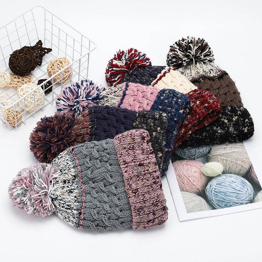 Contrast Thermal Hat with Pompom - Hovatok