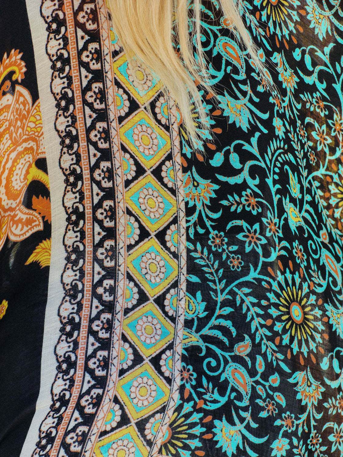 Printed Open Front Cover-Up - Hovatok