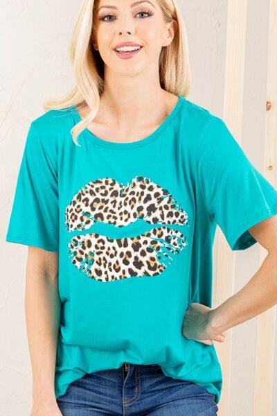 Heimish Full Size Leopard Lip Round Neck Short Sleeve T-Shirt Plus Size - Hovatok