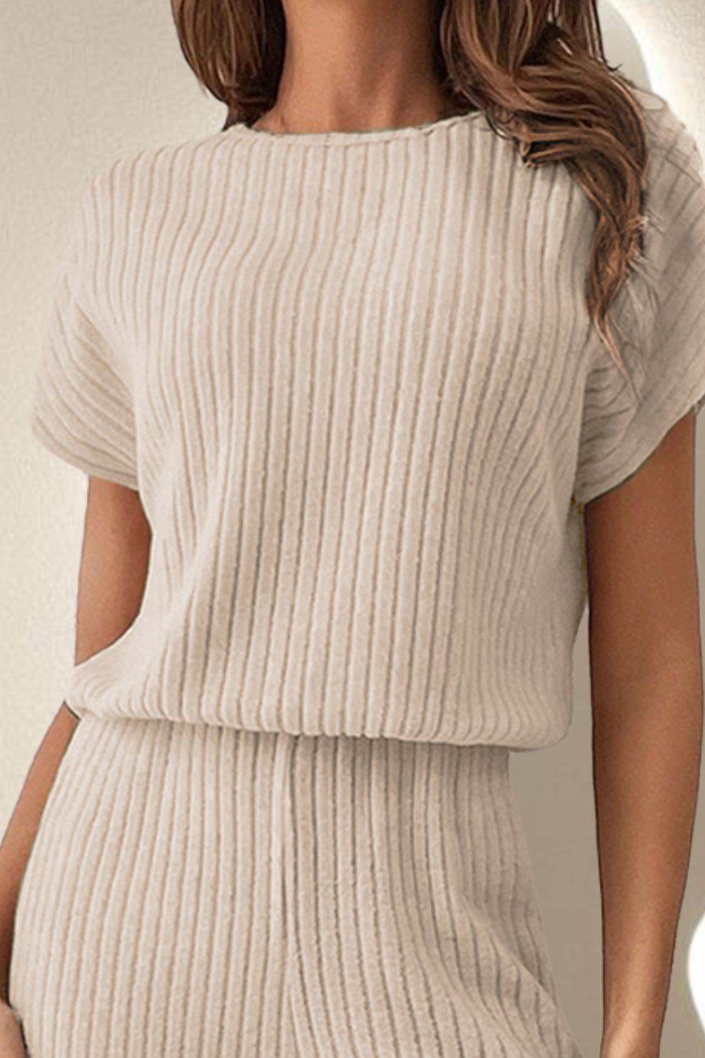 Round Neck Short Sleeve Jumpsuit - Hovatok