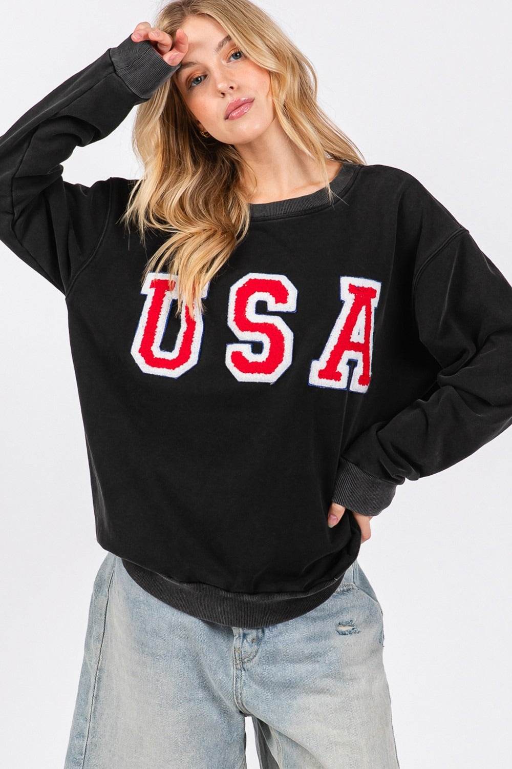SAGE + FIG USA Letter Patch Round Neck Sweatshirt - Hovatok