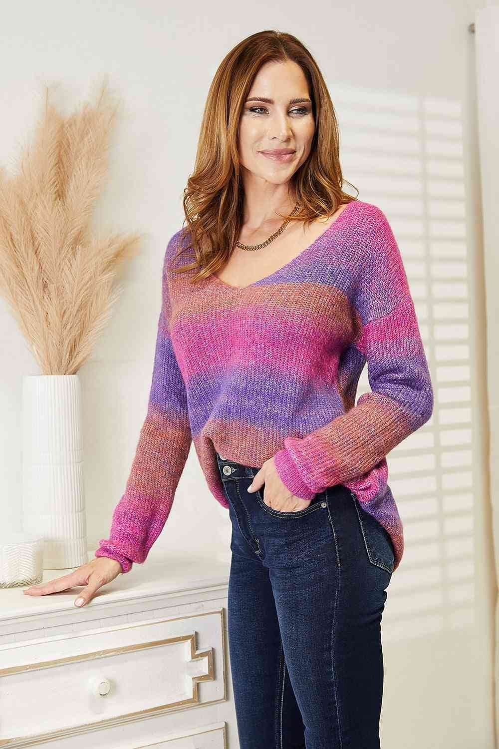 Angel Wings Multicolored Rib-Knit V-Neck Knit Pullover - Hovatok