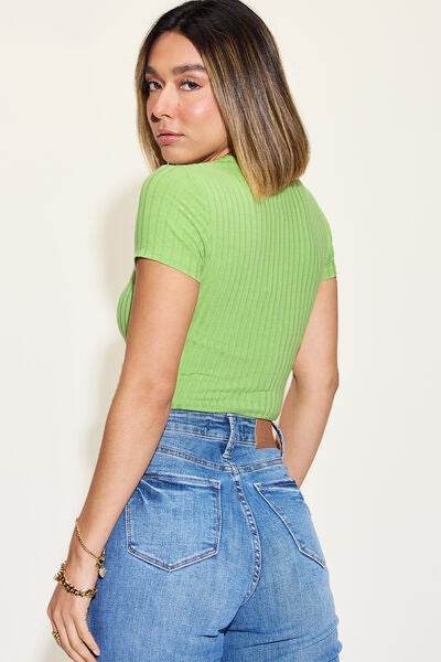 Basic Bae Full Size Ribbed Round Neck Short Sleeve T-Shirt - Hovatok